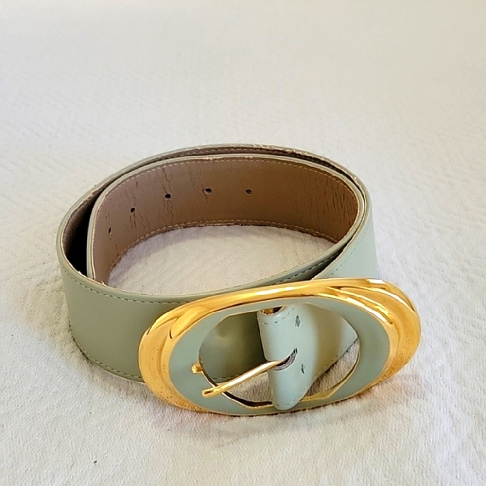 St. John Vintage Green and Gold Buckle Women's Belt
